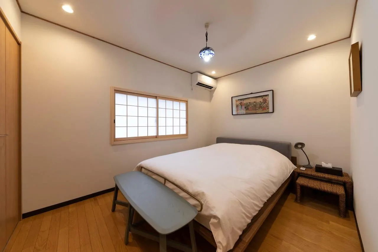 Shirakabanoyado - Shiokusa Osaka 0*,  Japón